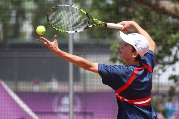 tennis player serve action
